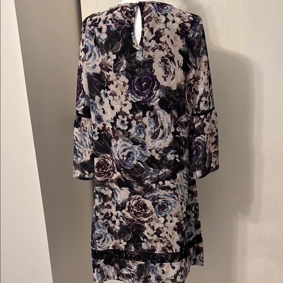 KUT from the Kloth Floral Straight Line Dress Spring Easter 12 - Picture 5 of 11